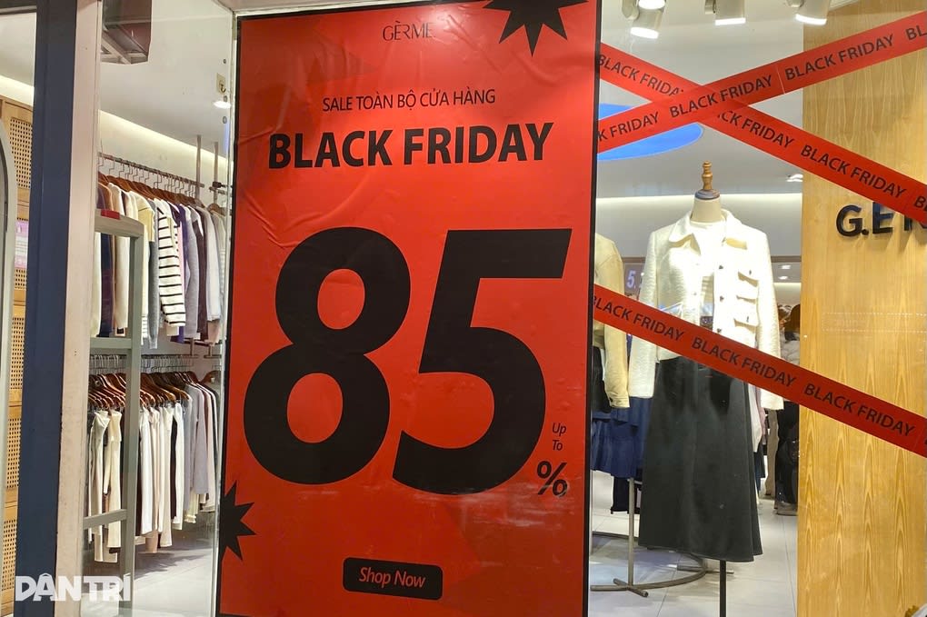 Cuối năm coi chừng bẫy giảm giá ảo, nâng khống rồi hạ giá - 1