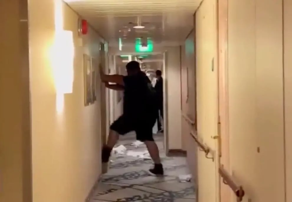 Khách uống ít nhất 33 ly rượu và chết trên du thuyền, thi thể đặt ở tủ lạnh - 2