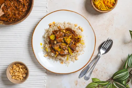 Rendang van spitskool met biefpuntjes