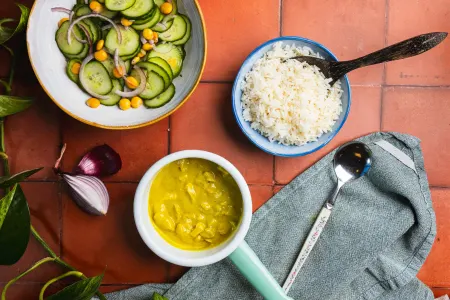 Kip-kerrie met rijst