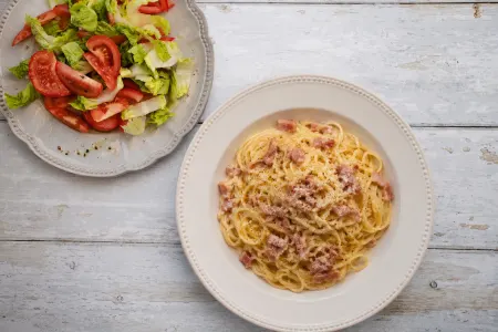 Spaghetti carbonara met kalkoenspekjes 