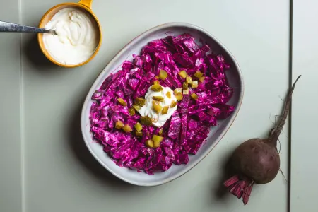 BIJGERECHT: Zoetzure bietensalade