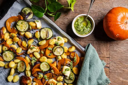 Traybake met pompoen en grillkaas