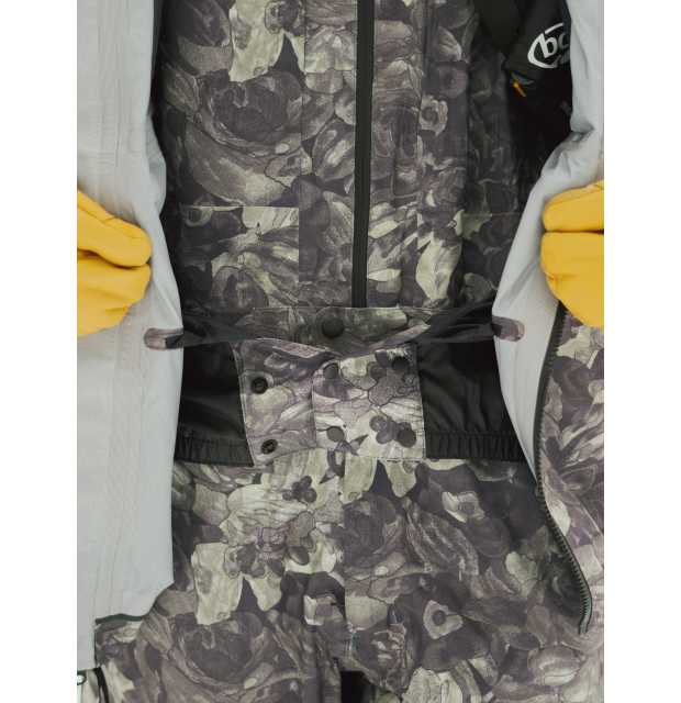 Armada Grands 3L Jacket_03