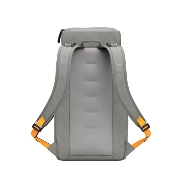 DB Hugger Backpack 25L_02