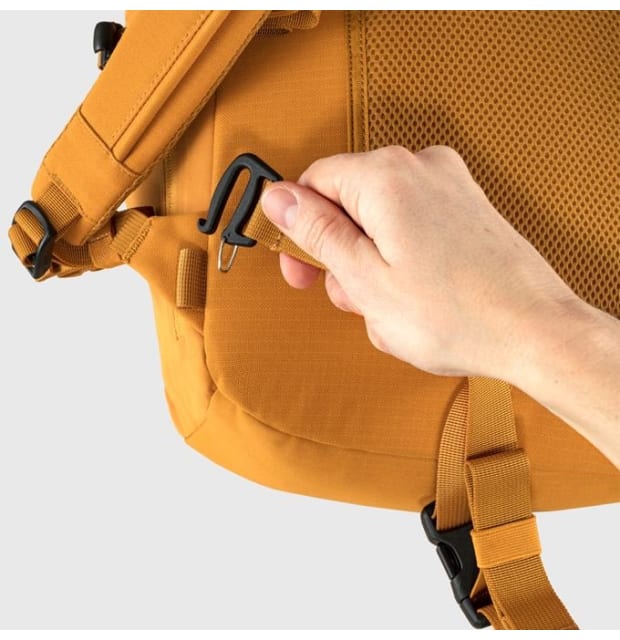 Fjällräven Ulvö Rolltop 30  _04