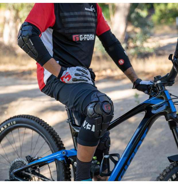 G-Form Pro X3 Knee Guard Triple_04