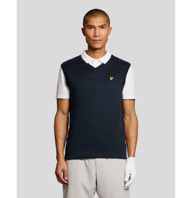 Lyle & Scott Lighweight Knitted V Neck Vest _02