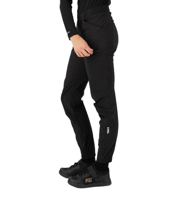 Mons Royale W Diversion Merino Trail Pants_03