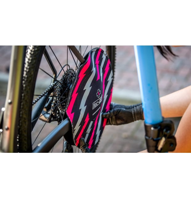 Muc-Off Disc Brake Cover - Bolt_03
