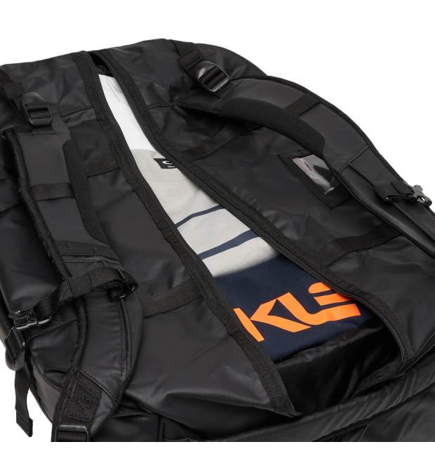 Oakley Roadtrip RC Duffle 70L_03