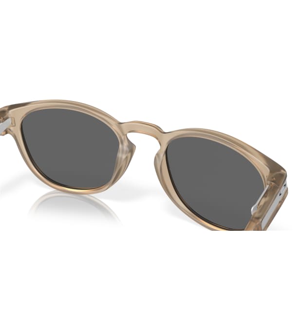 Oakley 9265-68 Latch™ Matte Sepia/Prizm Black Polarized_04