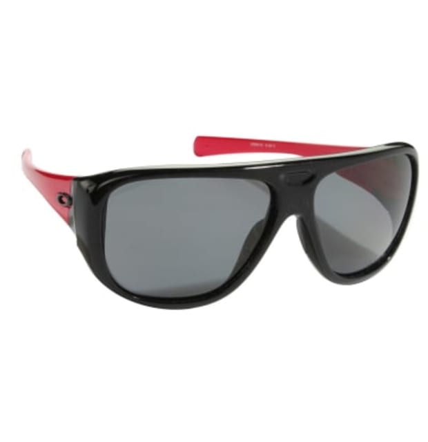 Oakley Correspondent_01