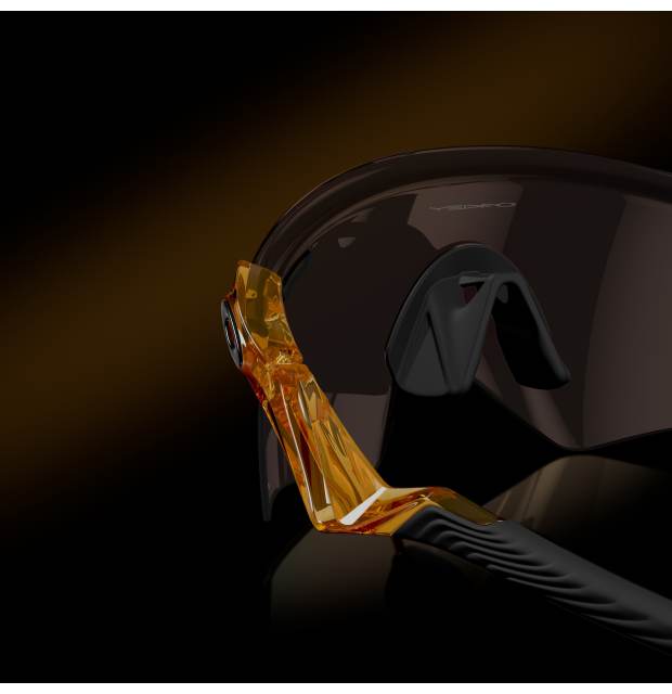 Oakley QNTM Kato™ 9481-04 Transparant Light Curry/Prizm 24K_04