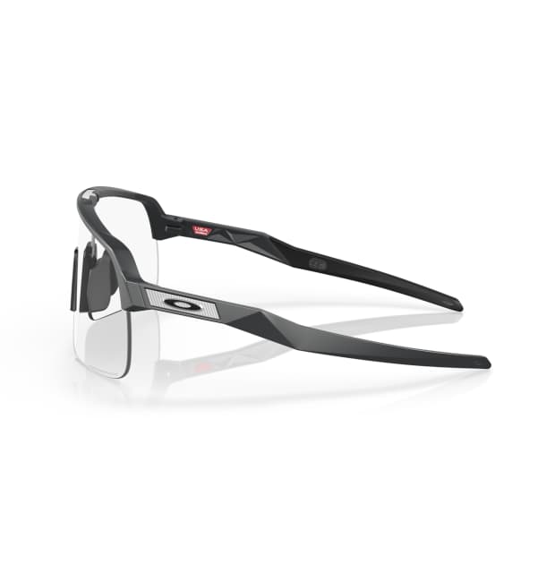 Oakley Sutro Lite 9463-45 Matte Carbon/Clear To Black Iridium Photochromic_02