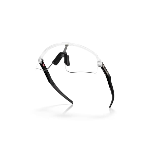 Oakley Sutro Lite Sweep Matte Clear - Clear To Black Photochromic_03