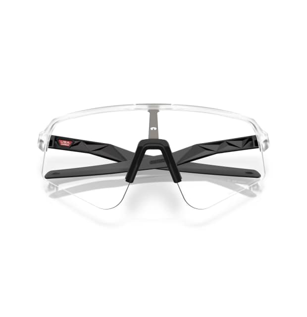 Oakley Sutro Lite Sweep Matte Clear - Clear To Black Photochromic_04