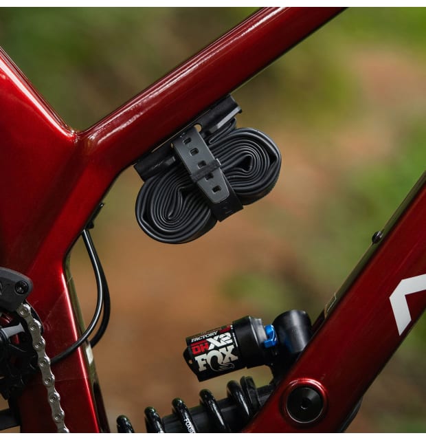 OneUp EDC Tube Strap Mount_01