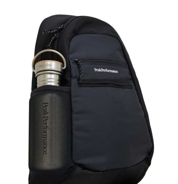 Peak Performance Crossbody Bag _04