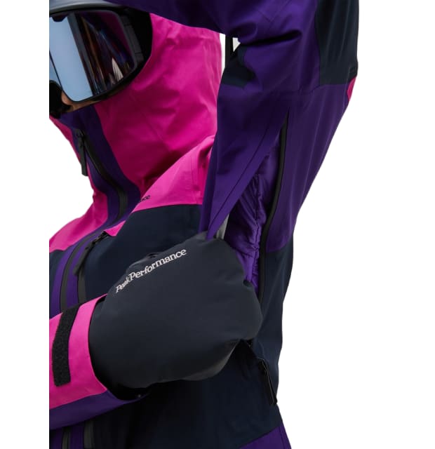 Peak Performance Gravity GORE TEX 3L Women_03