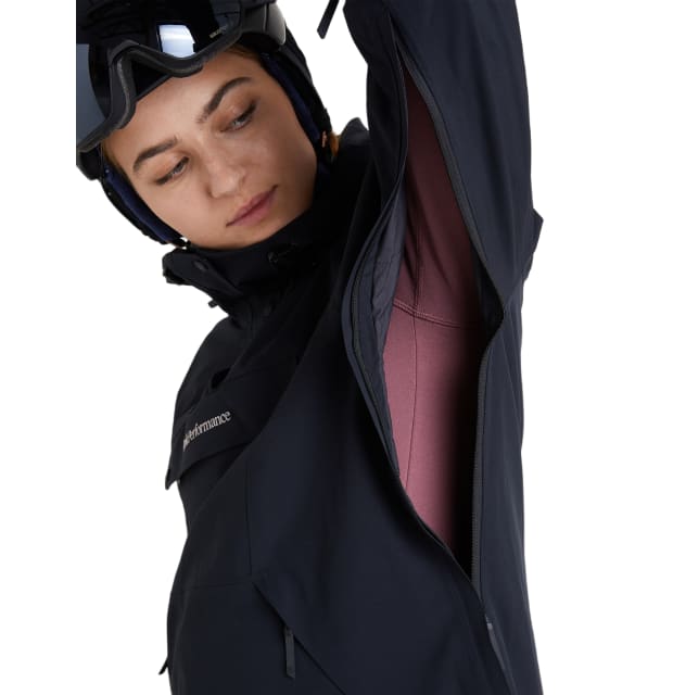 Peak Performance Women's 2L Anorak_03
