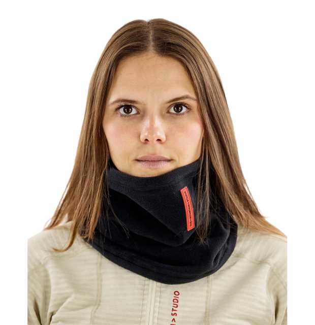 The Mountain Studio Fleece Neck Warmer_02