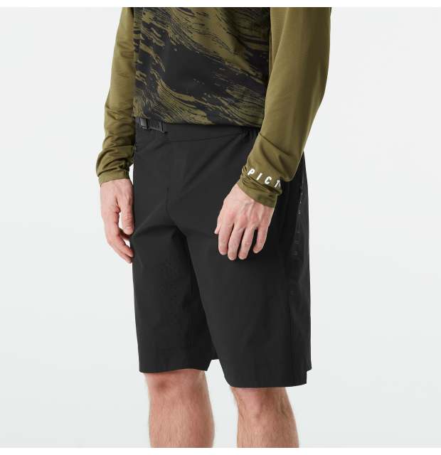 Vellir Stretch shorts_02