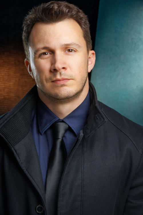 Michael Petted working with an actor in class