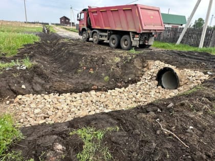 Три участка дорог отремонтируют до конца месяца в селах округа