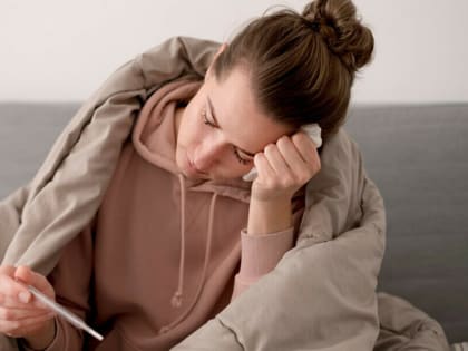 Роспотребнадзор предупреждает: по России ходит грипп, за сутки переходящий в пневмонию