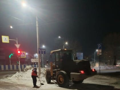 В Благовещенске служба ГСТК вывезла снег с некоторых улиц