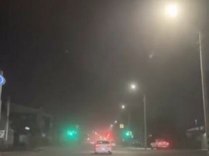 Благовещенцы возмутились клубами пыли от уборочной техники на улицах города. Что ответили в мэрии? (видео)