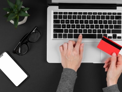 С начала года мошенники совершили более 1150 преступлений с использованием ИТТ-технологий в Благовещенске