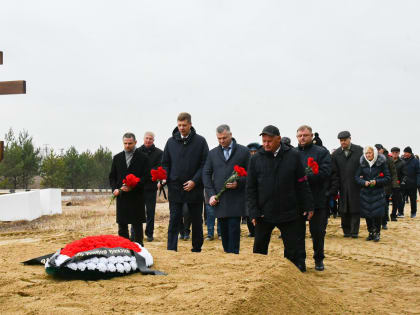 Перенос могилы красногвардейцев в Братске