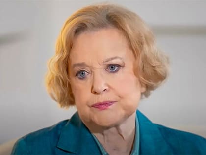 Актрису Талызину положили  больницу. У нее возникли проблемы с легкими