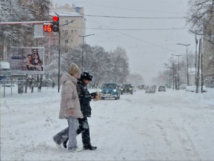 Циклон продолжает влиять на дорожную ситуацию в регионе