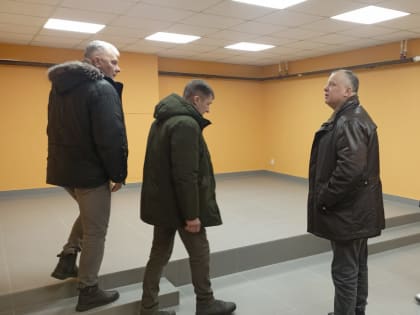 Депутат Аркадий Мальцев посетил Дом культуры села Белогорья