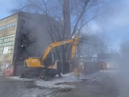 В Благовещенске могут отменить уроки из-за серьезного порыва на сетях (видео)