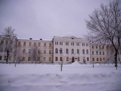 Школы Благовещенска возвращаются к очному обучению