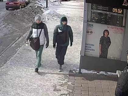 Автобусный павильон на Ленина в Благовещенске вновь пострадал от рук хулиганов