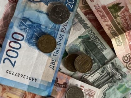Ключевую ставку в России могут повысить до 18 %