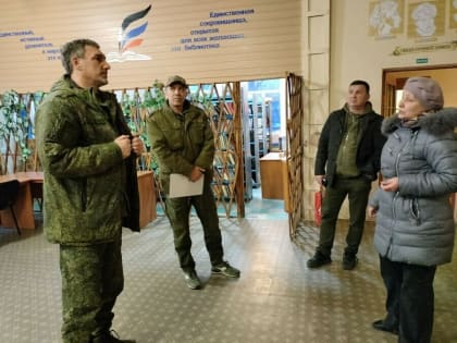 Новый коттеджный поселок рядом с аэропортом Благовещенска подключают к электроснабжению. По этой причине часть амурчан останется без света