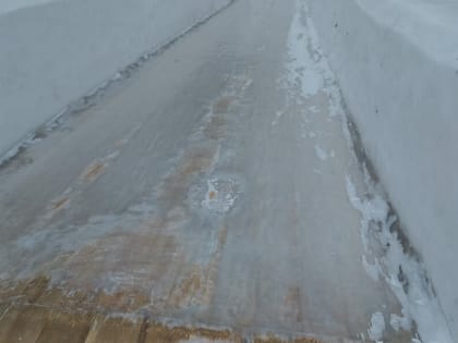 Возможны занозы и ссадины: благовещенцы пожаловались на состояние горок на площади Ленина