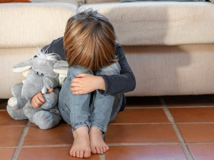 Депутаты хотят добиться запрета УДО для педофилов, чтобы защитить детей