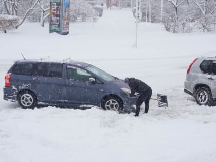 Благовещенск под снегом: зимнее чудо на улицах города