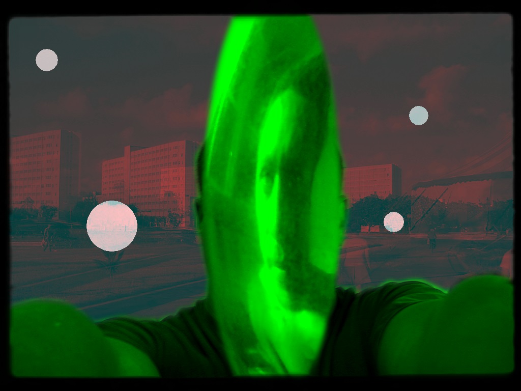 Luis Gómez Armenteros, Life from the Spinning Washing Machine, 2012, Video monocanale, 2’ 37’’. Courtesy dell’artista