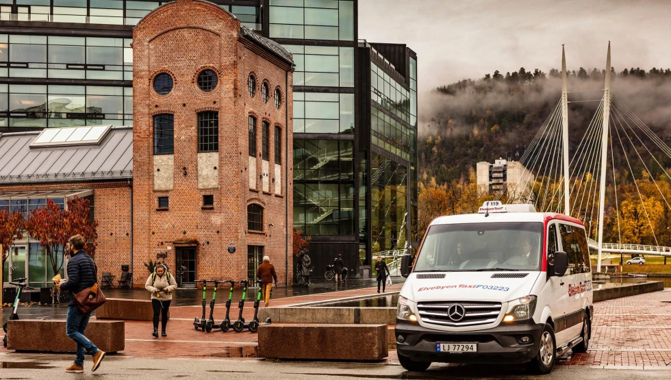 Elvebyen Taxi