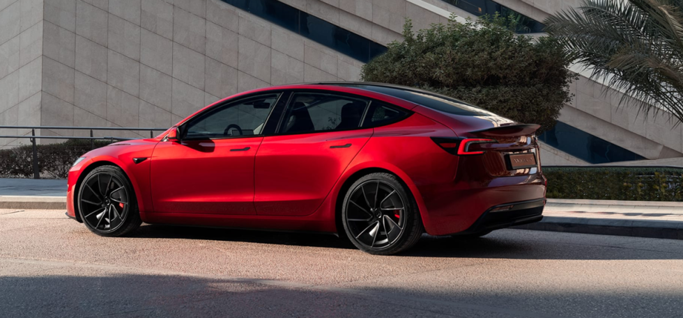 Anders Hoff - Bilskadespesialisten AS (Tesla Approved Body Shop)