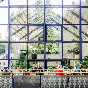 Kleppestø Senter AS