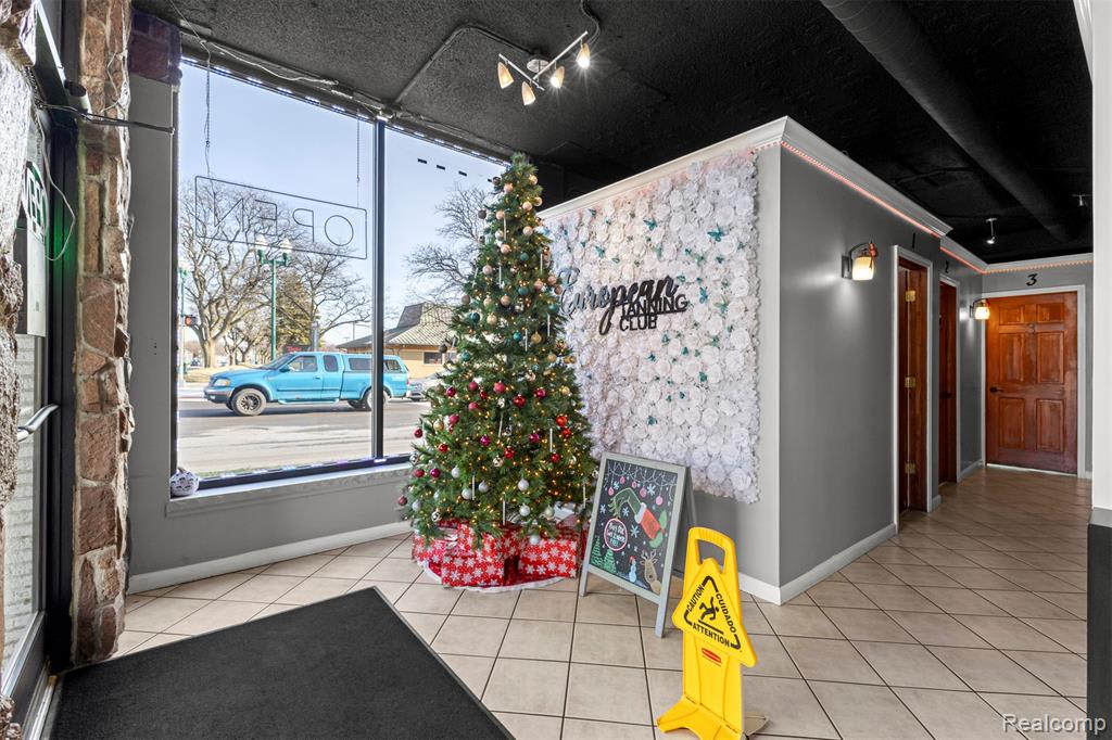 Additional view of 35501 W Michigan Ave